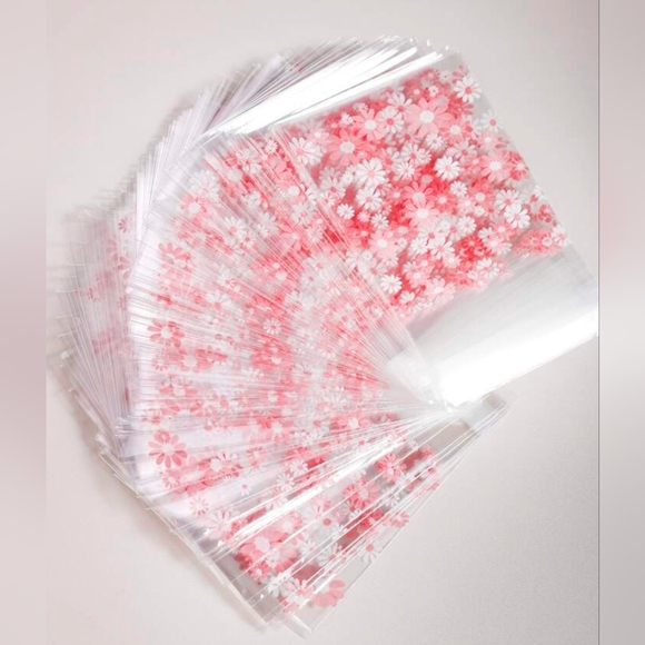 Other - Self Sealing Daisies Bags- 50 CT